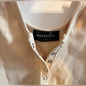 White Fox cropped tank top!